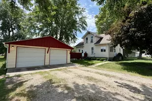 109 4th Ave, Mendota, IL 61342 - Photo 21