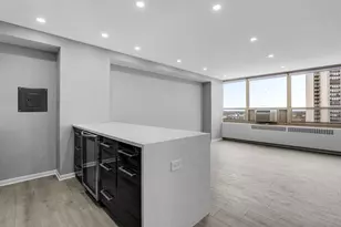 3950 N Lake Shore Dr, Chicago, IL 60613 - Photo 9