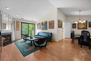 356 Elizabeth Dr, Wood Dale, IL 60191 - Photo 3