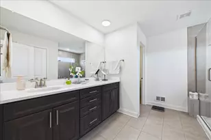 1110 Williamsbury Dr, Crystal Lake, IL 60012 - Photo 19