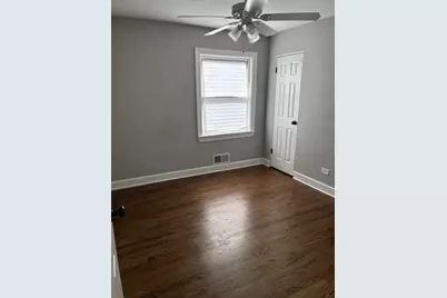 145 W 126th Place, Chicago, IL 60628 - Photo 7
