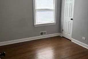 145 W 126th Pl, Chicago, IL 60628 - Photo 7