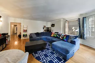 7442 N Hoyne Ave, Chicago, IL 60645 - Photo 5