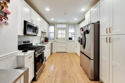 7442 N Hoyne Avenue #1N, Chicago, IL 60645 - Photo 9