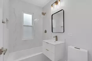 5837 N Marmora Ave, Chicago, IL 60646 - Photo 11