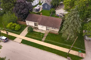 801 Fremont St, Bloomington, IL 61701 - Photo 25