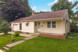 801 Fremont St, Bloomington, IL 61701 - Photo 33