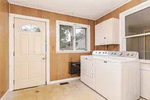 801 Fremont St, Bloomington, IL 61701 - Photo 17