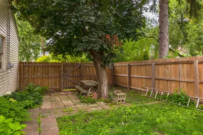 801 Fremont Street, Bloomington, IL 61701 - Photo 21