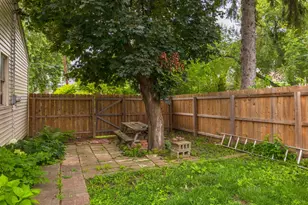 801 Fremont St, Bloomington, IL 61701 - Photo 21