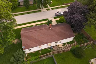 801 Fremont St, Bloomington, IL 61701 - Photo 29