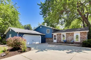 24143 W 103rd St, Naperville, IL 60564 - Photo 1