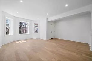 3941 N Spaulding Ave, Chicago, IL 60618 - Photo 11