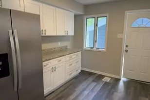 26146 W Blackhawk Ave, Ingleside, IL 60041 - Photo 9