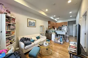 1406 W Superior St, Chicago, IL 60642 - Photo 11