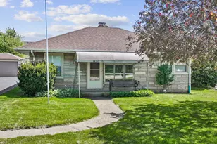 4N365 9th Ave, Addison, IL 60101 - Photo 1