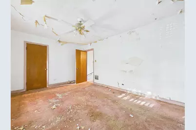 10009 S Emerald Avenue, Chicago, IL 60628 - Photo 13