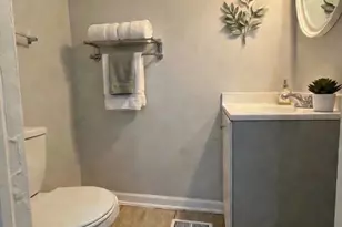 2950 W Monroe St, Chicago, IL 60612 - Photo 5