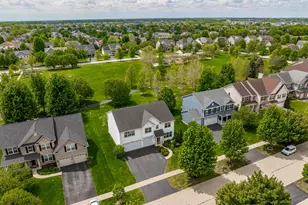 2297 Deerpath Rd, Bolingbrook, IL 60490 - Photo 41
