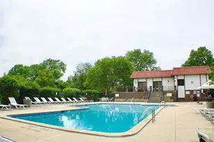 475 Plum Creek Dr, Wheeling, IL 60090 - Photo 11