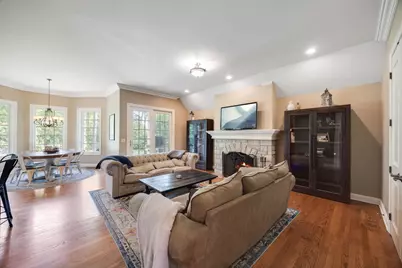 7508 Forest Oak Drive, McHenry, IL 60050 - Photo 5