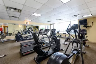 5855 N Sheridan Rd, Chicago, IL 60660 - Photo 23