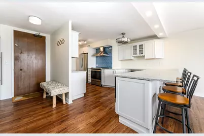 5855 N Sheridan Road #24J, Chicago, IL 60660 - Photo 3