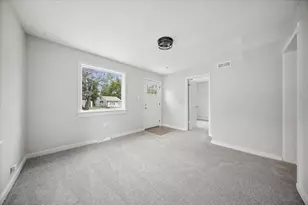 3616 Blackstone Ave, Rockford, IL 61101 - Photo 11