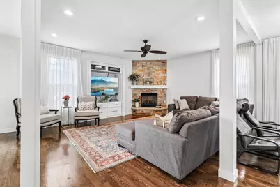 200 Sunset Court, Lake Zurich, IL 60047 - Photo 13