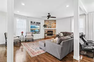 200 Sunset Ct, Lake Zurich, IL 60047 - Photo 13