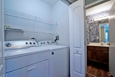 9 W Dahlia Lane, Round Lake Beach, IL 60073 - Photo 9