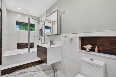 2843 S Briarwood Drive E, Arlington Heights, IL 60005 - Photo 17
