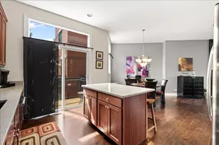130 N Rose St, Palatine, IL 60067 - Photo 25