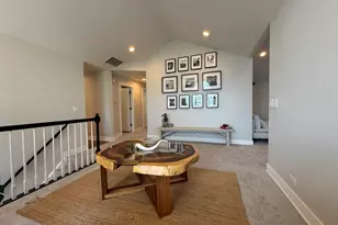 603 Stone Brook Ct, Elk Grove Village, IL 60007 - Photo 7
