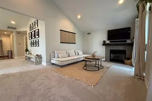 603 Stone Brook Ct, Elk Grove Village, IL 60007 - Photo 11