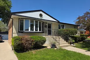 17612 71st Ave, Tinley Park, IL 60477 - Photo 1