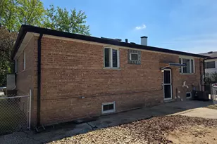 17612 71st Ave, Tinley Park, IL 60477 - Photo 3