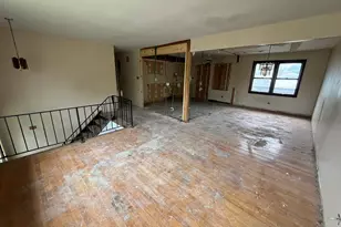7401 161st Pl, Tinley Park, IL 60477 - Photo 5