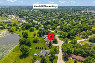 11S669 Schillinger Dr, Naperville, IL 60564 - Photo 37
