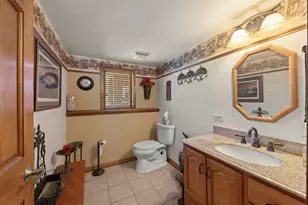 11S669 Schillinger Dr, Naperville, IL 60564 - Photo 27