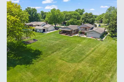 11S669 Schillinger Drive, Naperville, IL 60564 - Photo 3
