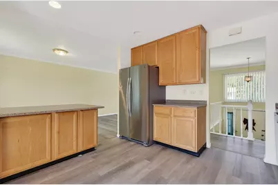 1485 Westbury Drive, Hoffman Estates, IL 60192 - Photo 11