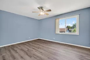 1485 Westbury Dr, Hoffman Estates, IL 60192 - Photo 7