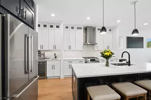 5348 W Argyle St, Chicago, IL 60630 - Photo 5