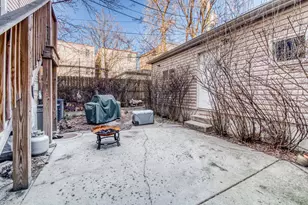 2335 N Oakley Ave, Chicago, IL 60647 - Photo 11