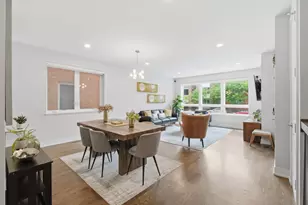2743 N Ashland Ave, Chicago, IL 60614 - Photo 3