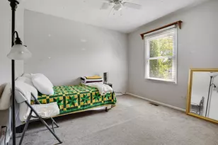 652 Cherry Valley Rd, Vernon Hills, IL 60061 - Photo 19