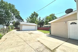 513 Cookane Ave, Elgin, IL 60120 - Photo 25