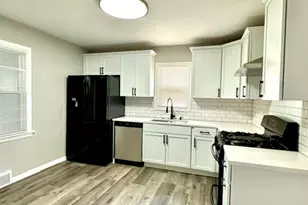 513 Cookane Ave, Elgin, IL 60120 - Photo 5