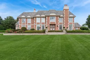 1901 Midwest Club Pkwy, Oak Brook, IL 60523 - Photo 1